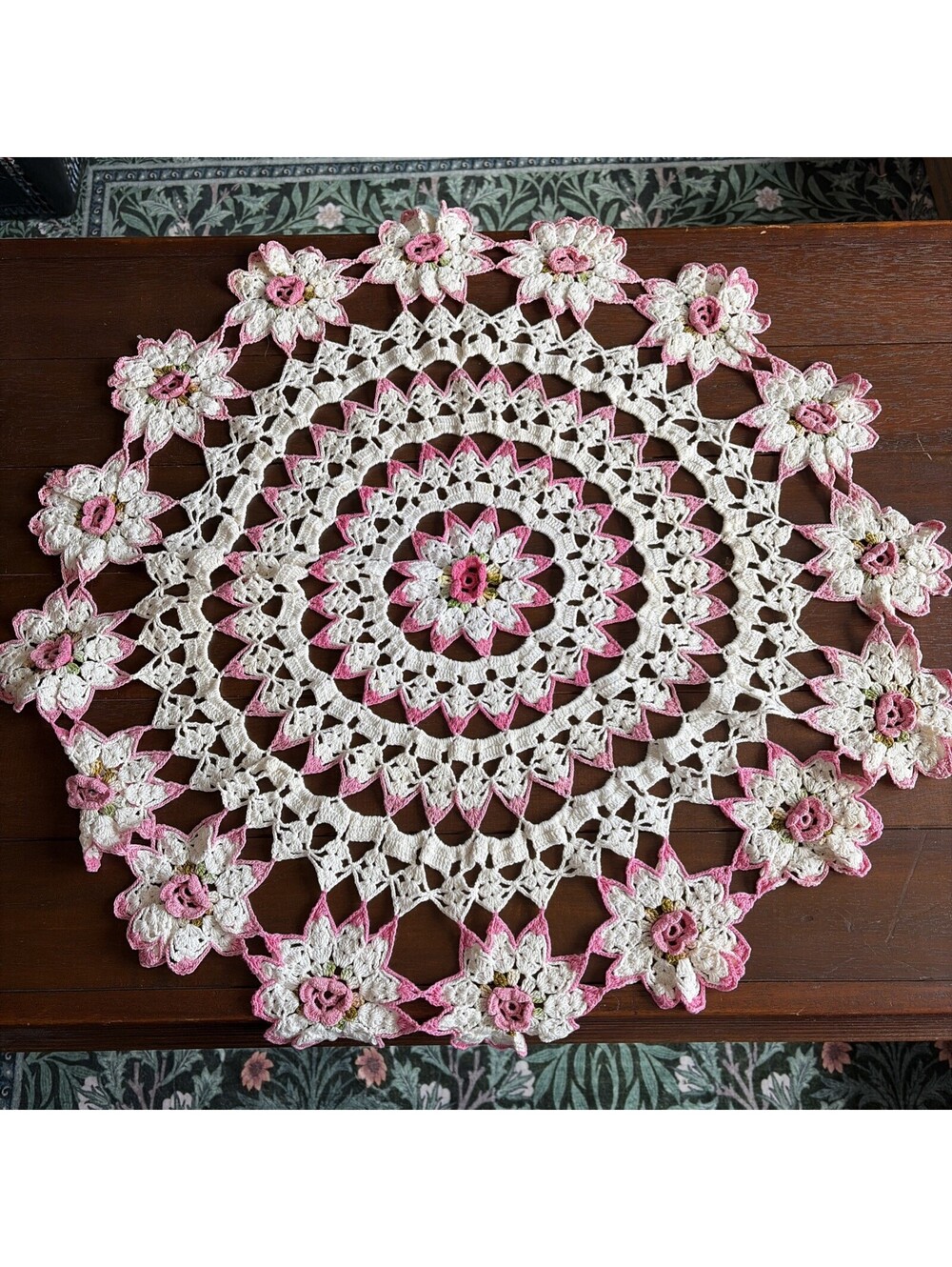25 Pc VTG Handmade Crochet Lace Doily Lot Victorian Chic Wedding Pink Purple - Picture 11 of 13